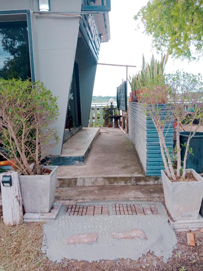 ไทยกันเอง ริมโขง Apartment Чанг Кан Екстериор снимка